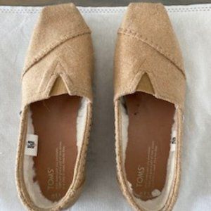 Womens Tom Classics Tan Wool Size 8.5